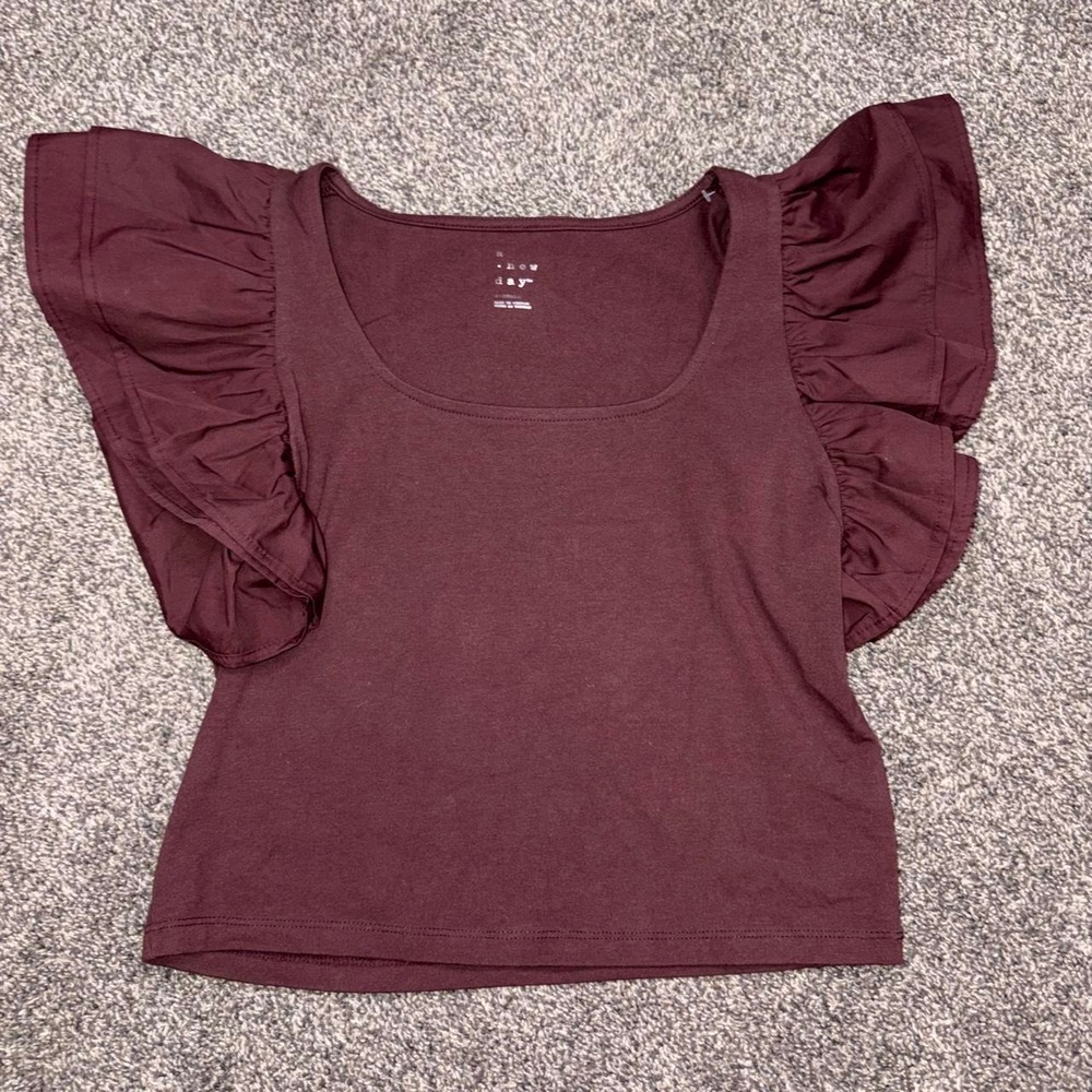 A New Day Top With Ruffles XS